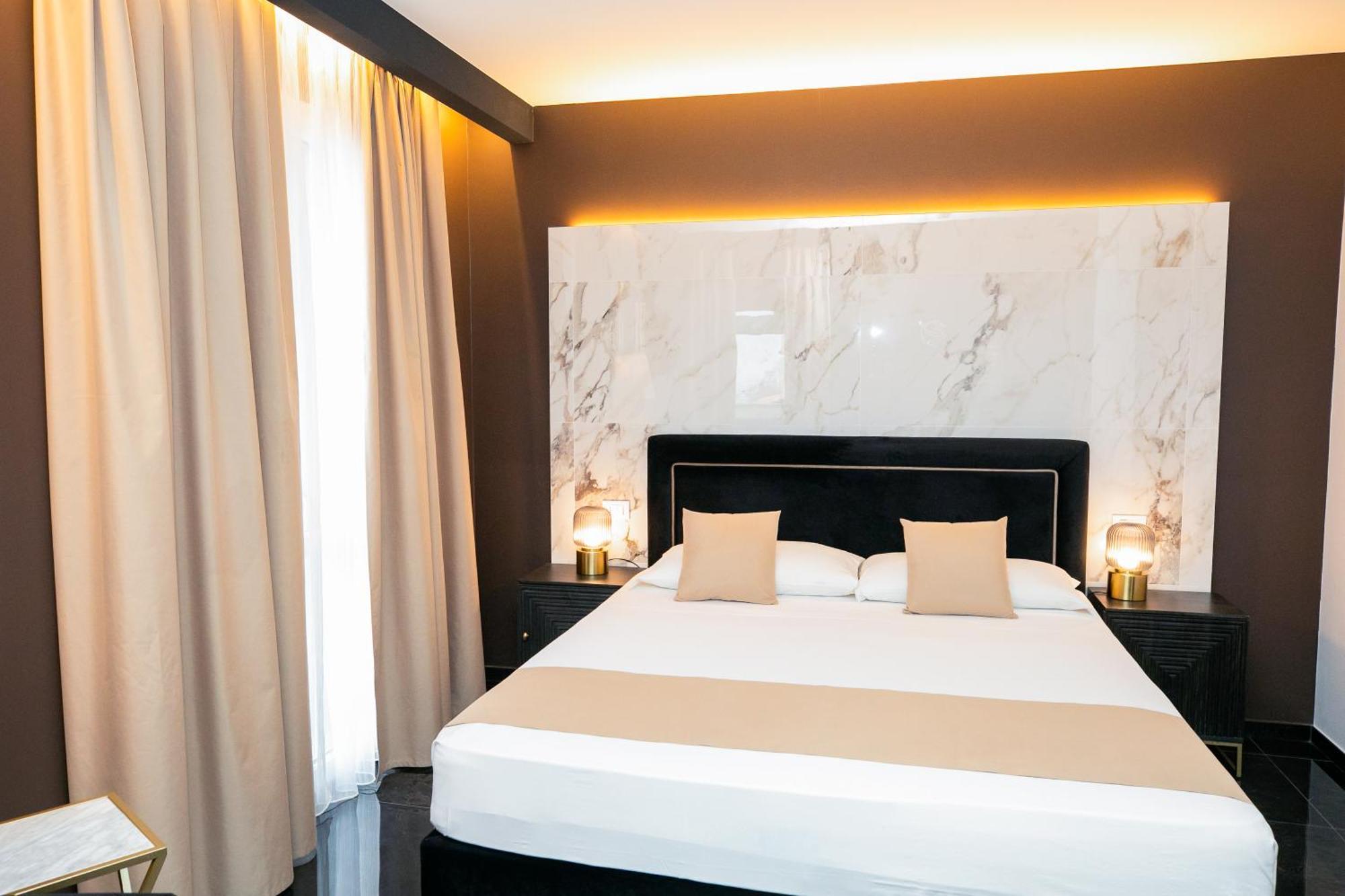 Hotel Brienz ベラーリア・イジェア・マリーナ エクステリア 写真