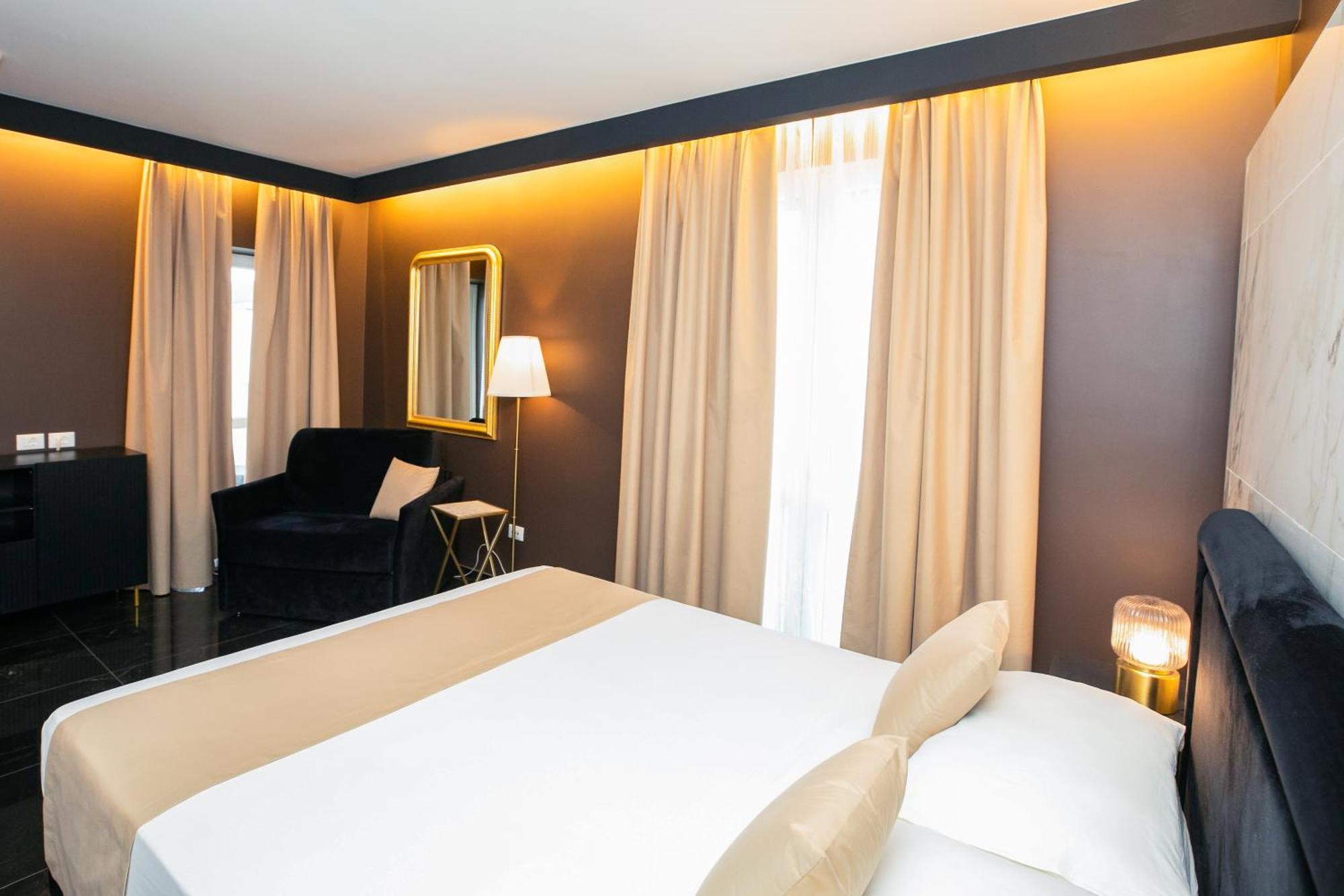 Hotel Brienz ベラーリア・イジェア・マリーナ エクステリア 写真